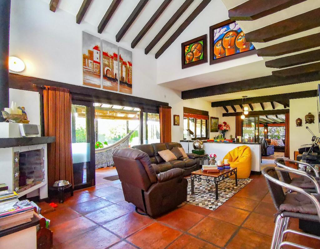 Casa en Llanogrande - 4 alcobas, 430 m² construidos — foto 6