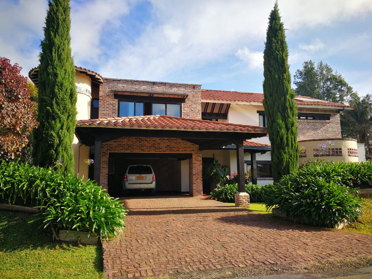 Casa en Llanogrande - 4 alcobas, 430 m² construidos — foto 21