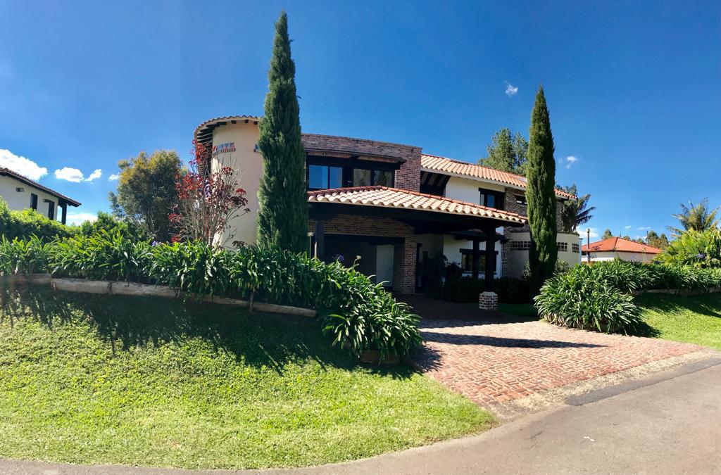 Casa en Llanogrande - 4 alcobas, 430 m² construidos — foto 22
