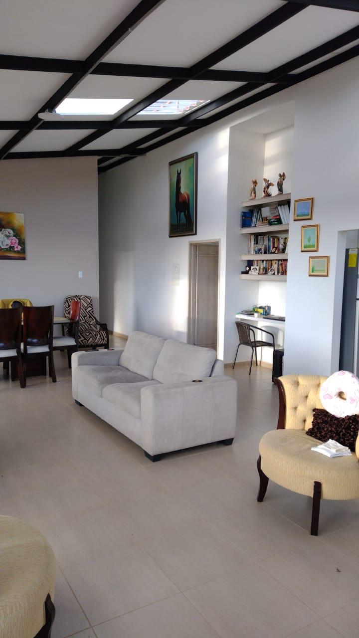 Finca de 13 fanegadas con casa nueva en Chiquinquirá — foto 3