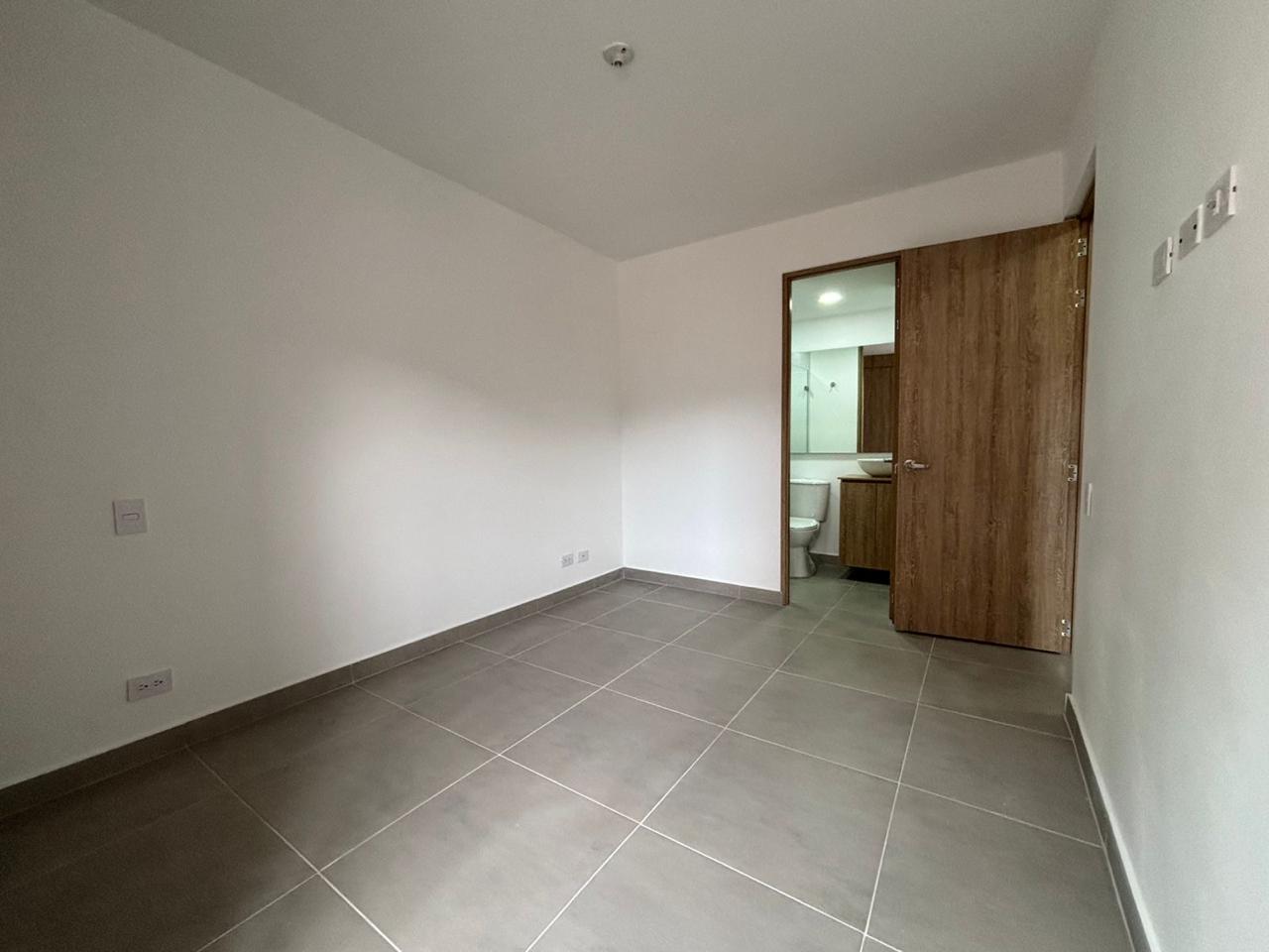 Apartamento hermoso Itagüí unidad completa — foto 2