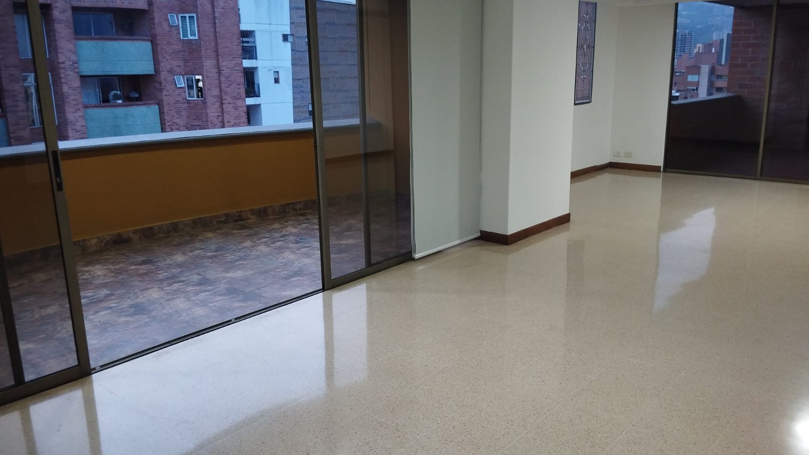 Apto Laureles extraordinario — foto 6
