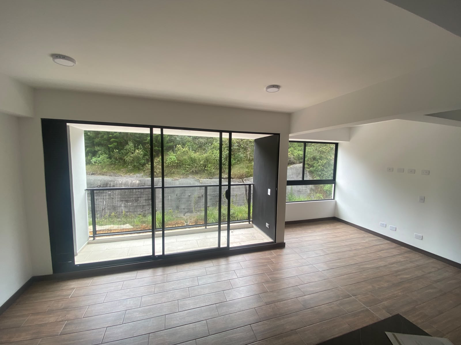 Apartamento en venta en Retiro, vía Pantanillo