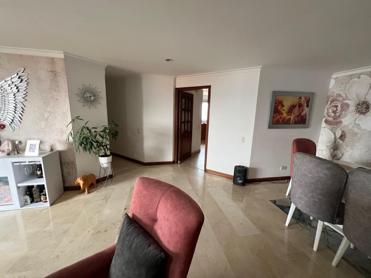 Hermoso apartamento en el corazón de Laureles — foto 2